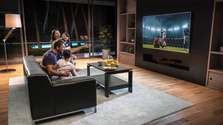 family-watching-tv